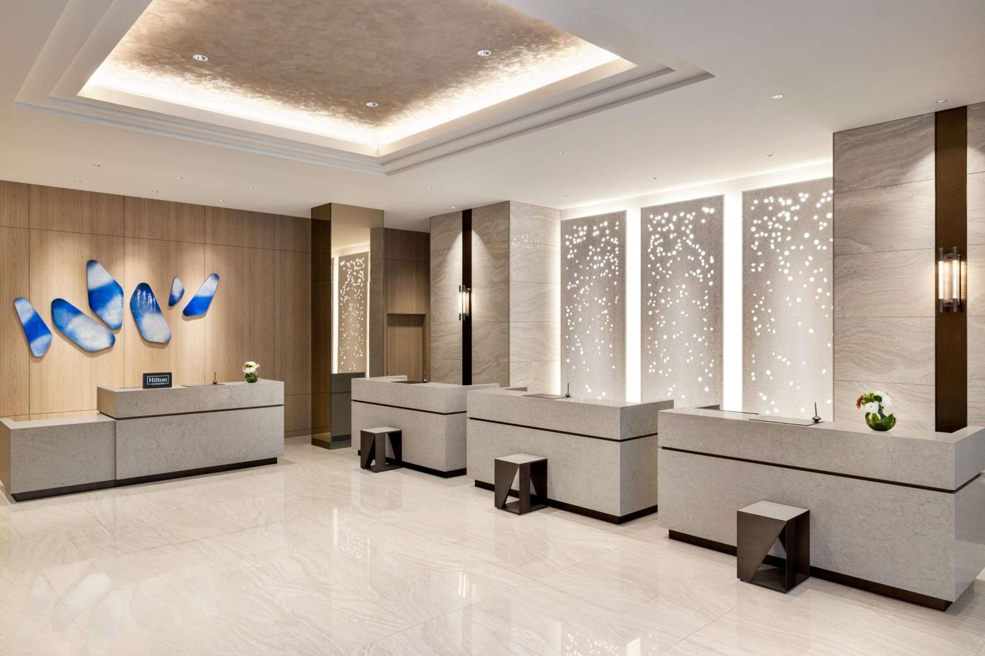 Hotel Doubletree By Hilton Toyama Station Exterior foto